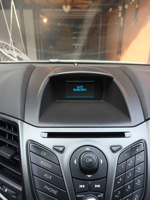 Vand masina Ford Fiesta in Bucuresti