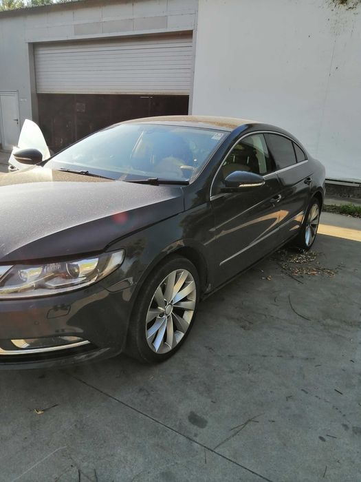 Dezmebram Volkswagen CC