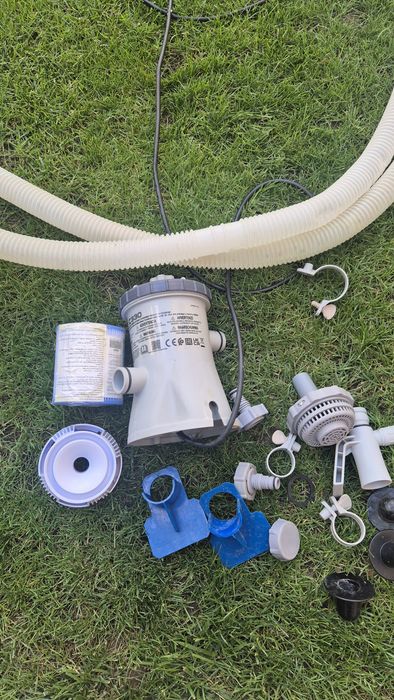 Pompa piscina cu filtru si furtune, C330