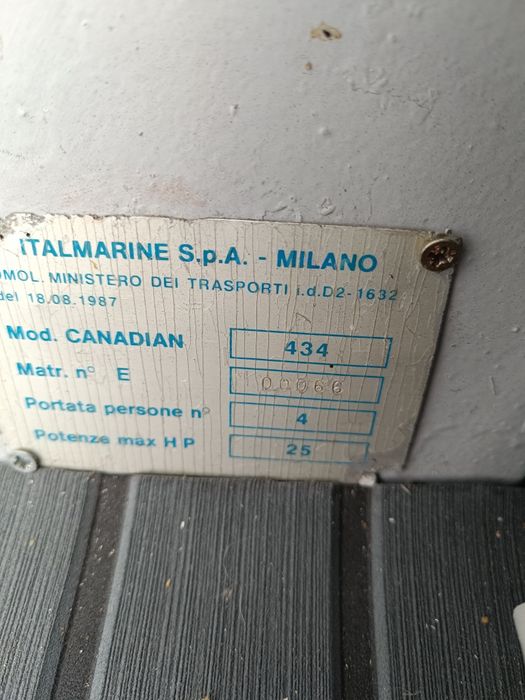 Barca aluminiu Italmarine Canadian