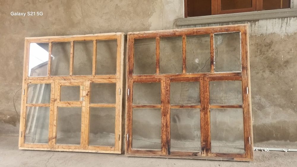 Rom  4 dona oynalariblan eshik 2 dona oynalariblan