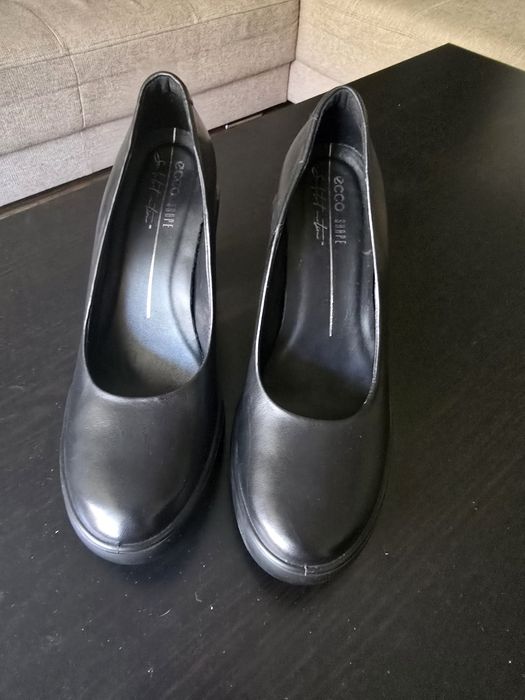 Pantofi cu toc , eleganti ECCO shape