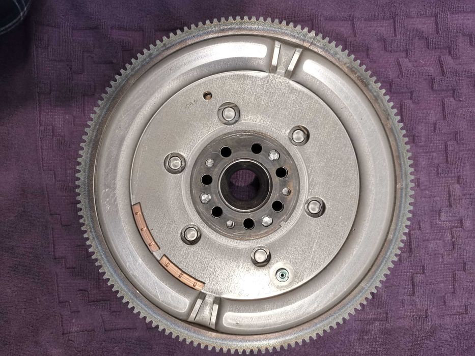 LuK Двумасов маховик