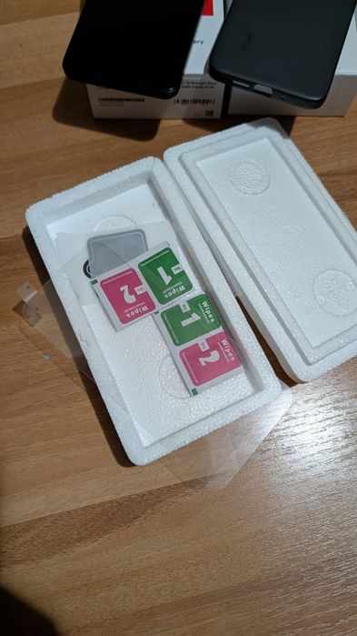 Redmi 15 nou impecabil