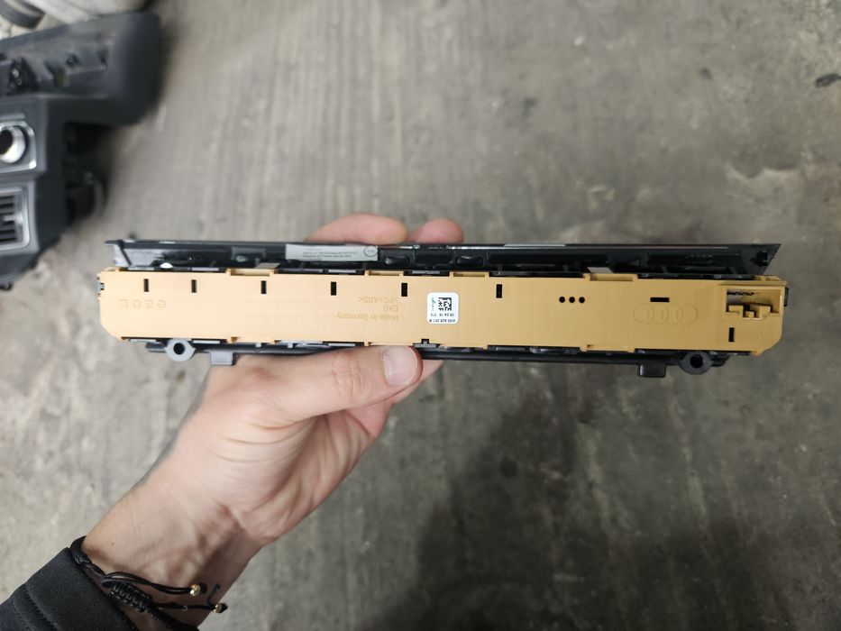 Управление за Audi Q7 4m