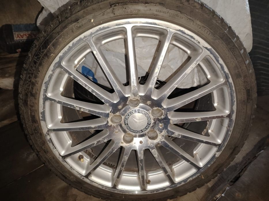 Продам дики R18 в комплекте с резиной