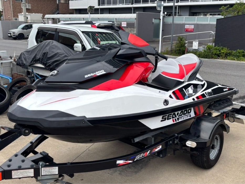 Seadoo wake 155 .