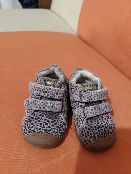 Vand papuci biomecanics imblanite