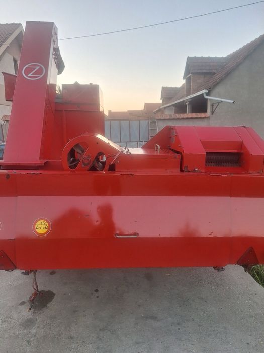 Zmaj 216 culegatoare porumb Nouă