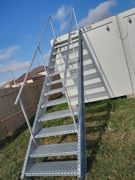 Scara metalica zincata de otel