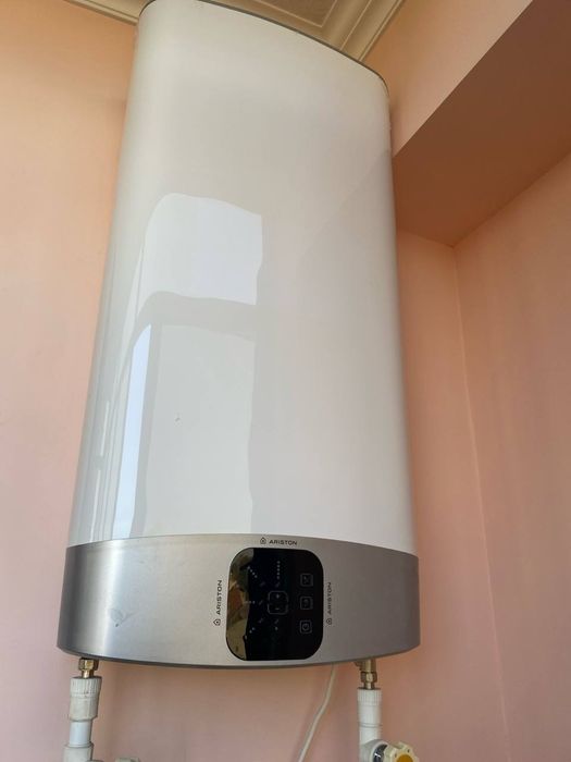 Ariston royal remont.