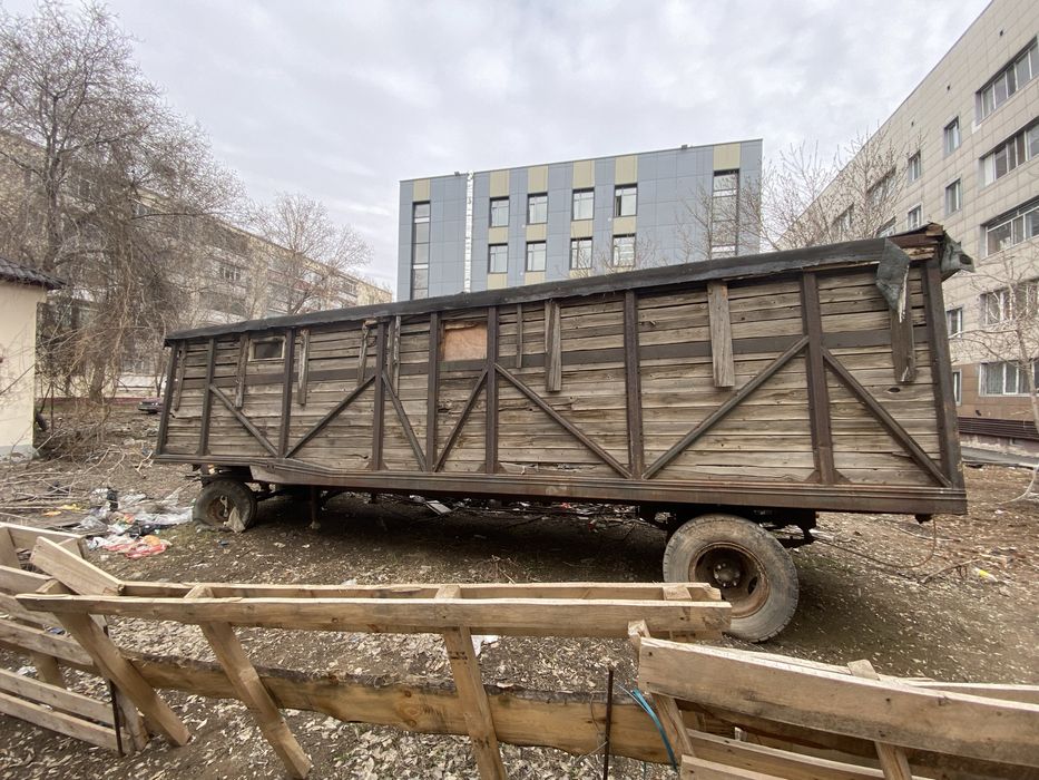 Вагончик вагон на колесах