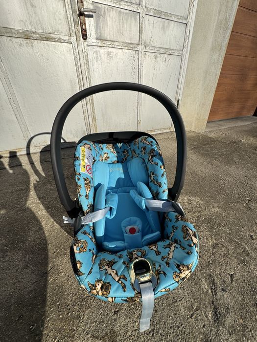 Cybex priam шаси с летен кош и кош за новородено