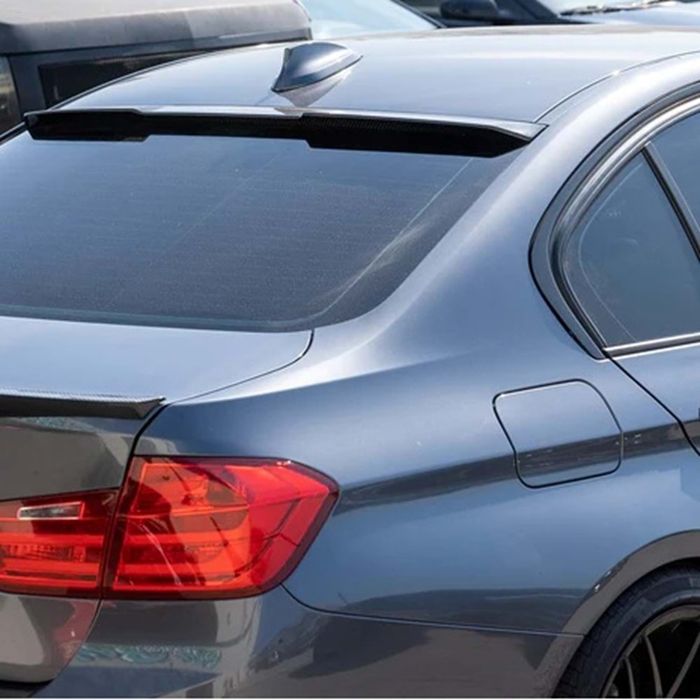 Спойлер за задно стъкло за БМВ Ф30 / BMW F30 Сенник тип Батман