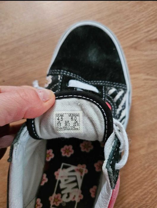 Tenisi dama Vans