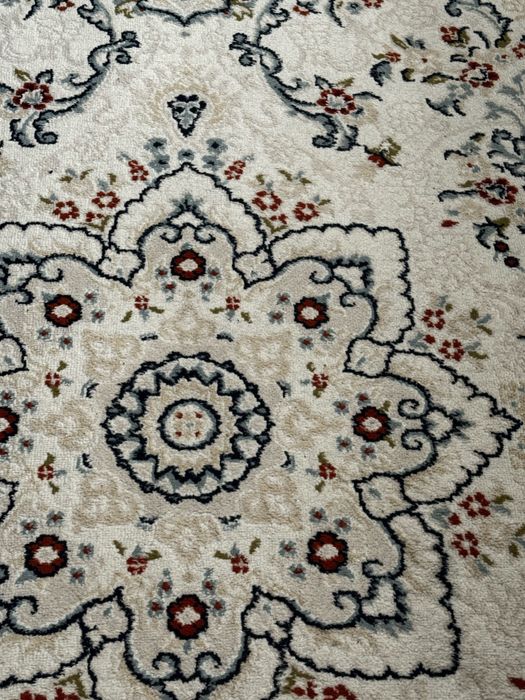 Продам ковер …..