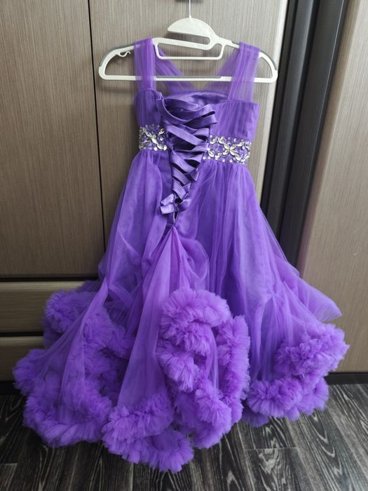 Платье детское праздничное