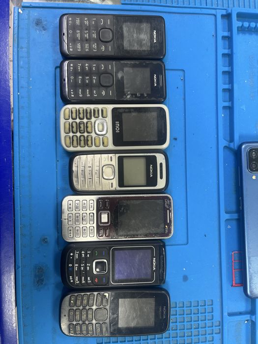 Нокиа      Самунг