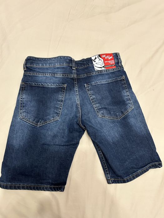 Дънки на Dsquared2