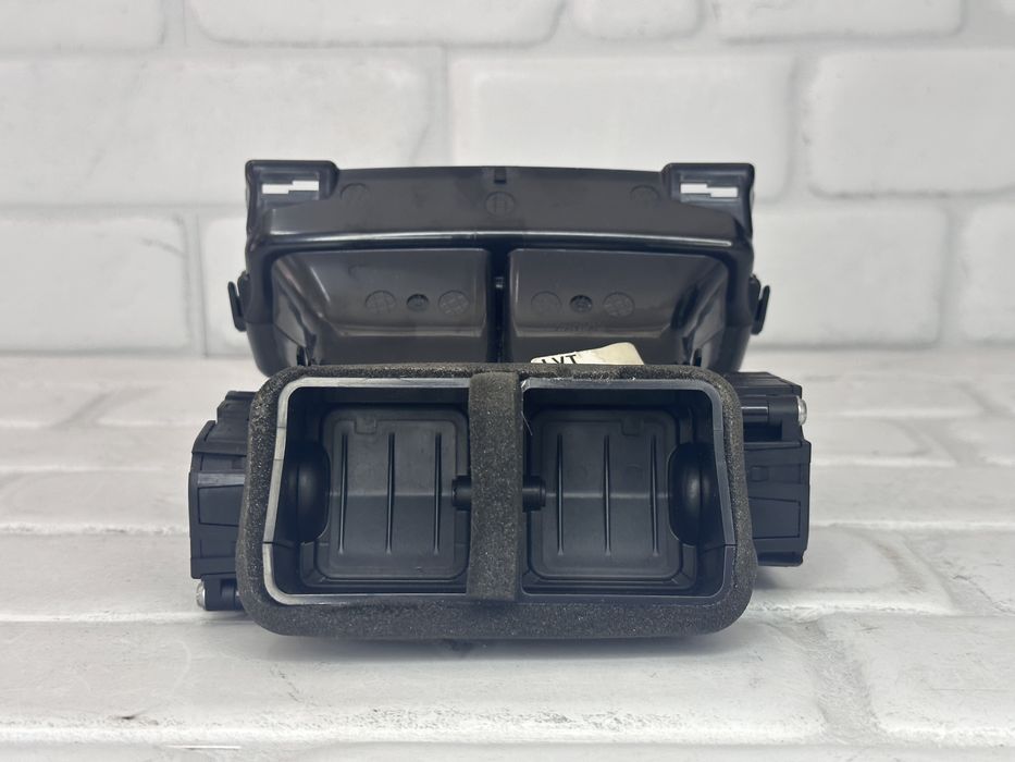 Клапа задни духалки AUDI A6 A7 C7 4G 4G0857042 3BB9000188
