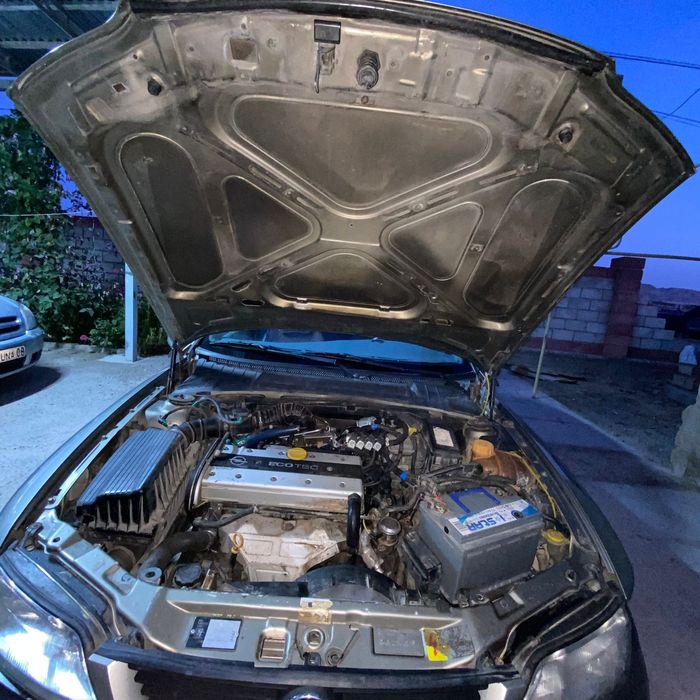 Опель вектра 1.8