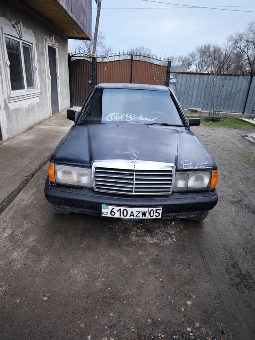 Мерс 190 разбор запчасти