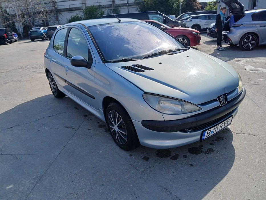 Vând Peugeot 206