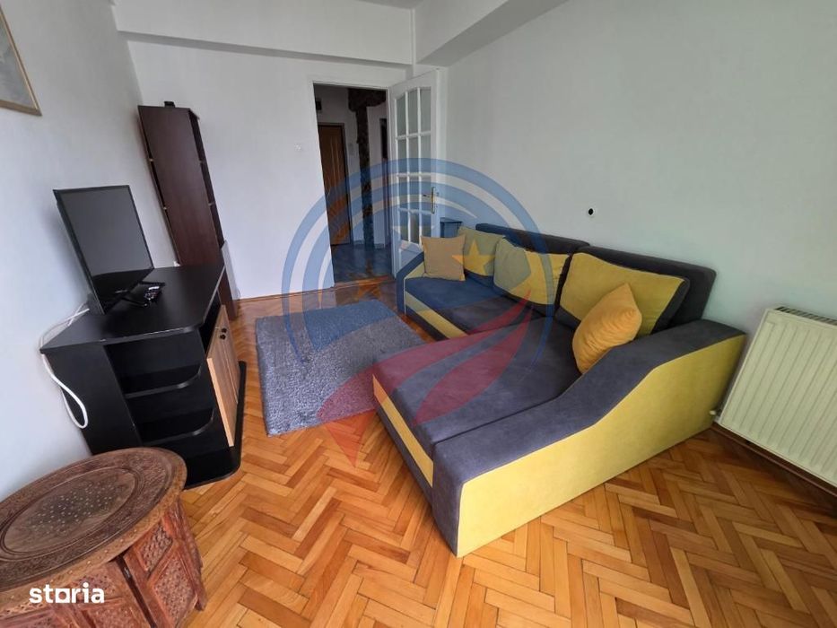 Apartament ultra central cu 2 camere decomandat complet utilat — fotografia 3