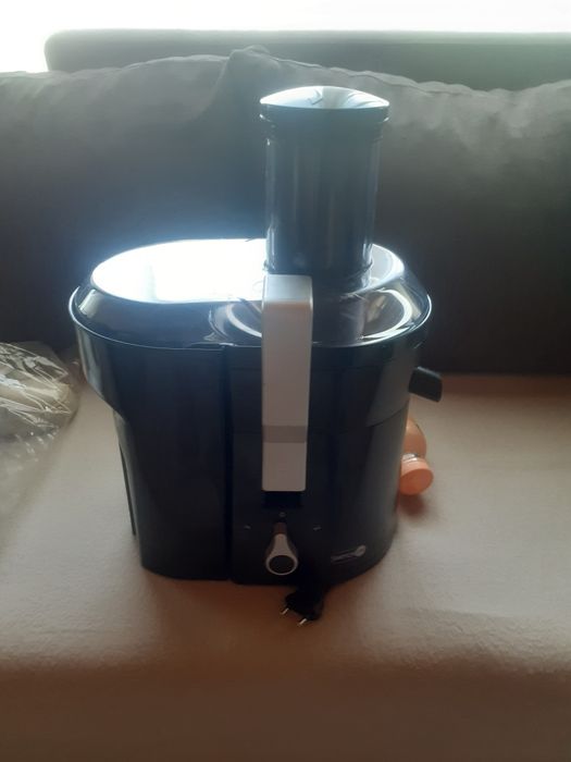 Storcător fructe  aproape Nou