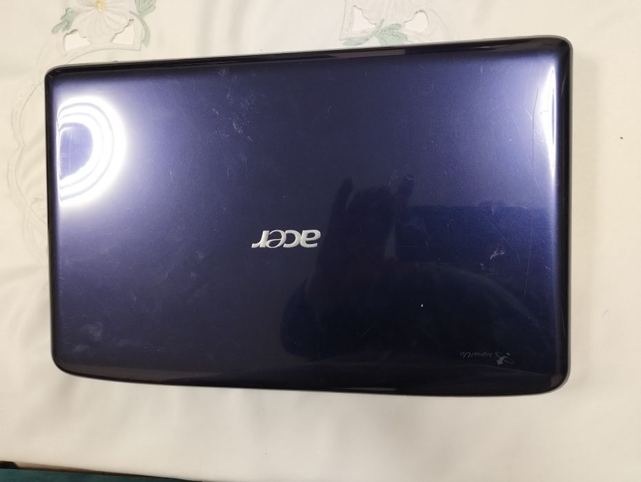 Продава лаптоп в много добро състояние