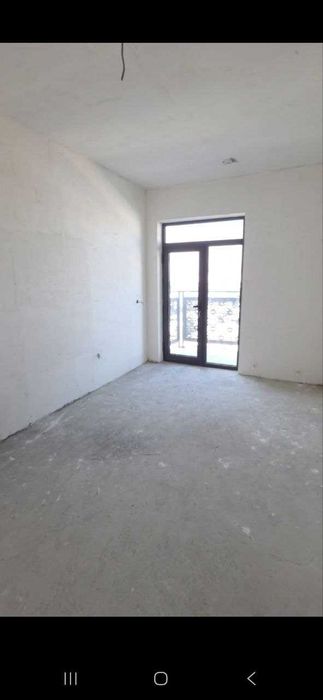 Arzonga 2 xonali kvartira srochna sotiladi