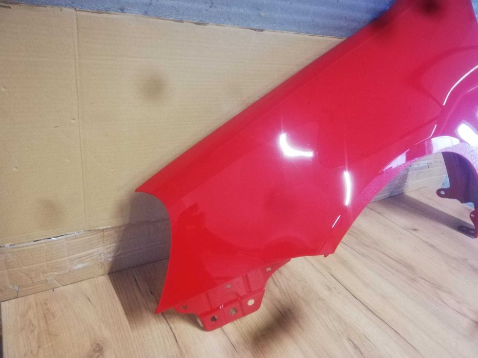 Aripa Fata Stanga VW Golf 5/V 2004-2008 (LY3D (Rosu))