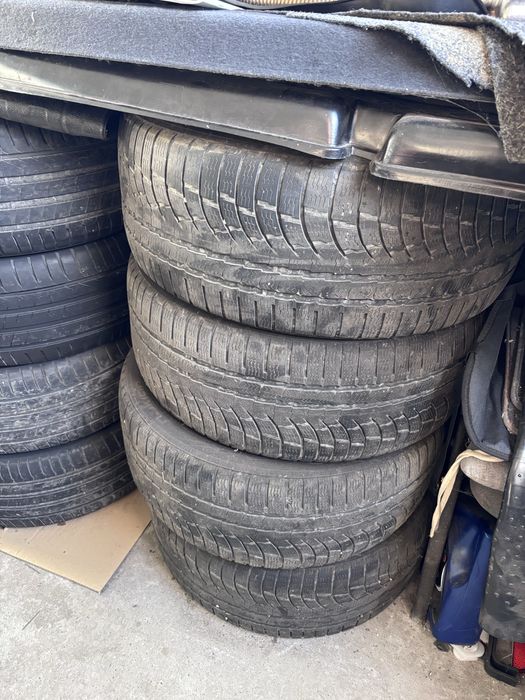 245/45/19 Зимни гуми