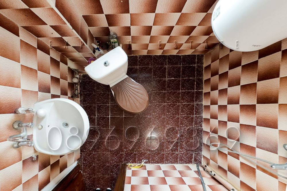 Продава се Двустаен апартамент в Варна, Колхозен пазар - 54 кв.м за 1278 €/кв.м - Снимка #8