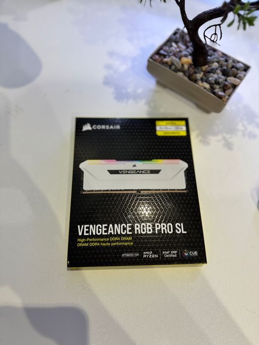 Corsair Vengeance RGB PRO SL 32GB (2x16GB) DDR4 3600MHz