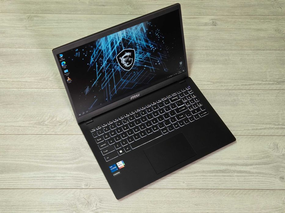 i5-1235U | 16RAM | 512GB SSD |IPS FHD | laptop лаптоп msi мси ултра лек бизнес workstation