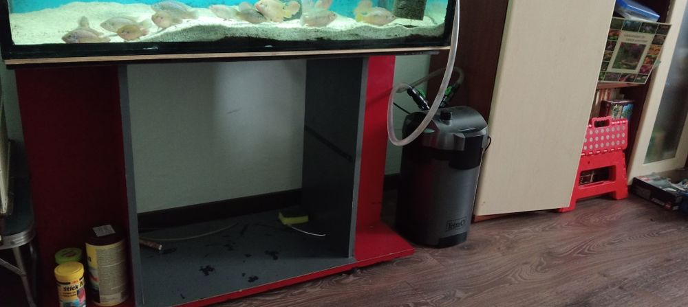 Acvariu 300 litri+filtru