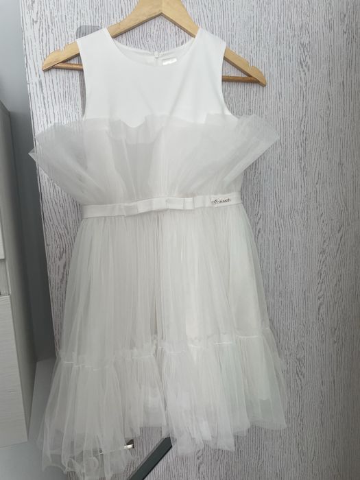 Бяла рокля Contrast-152 размер