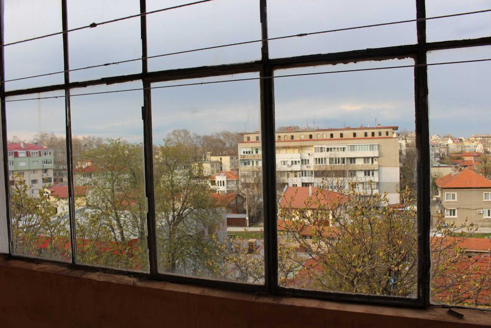 Продава се 3-стаен апартамент в Силистра