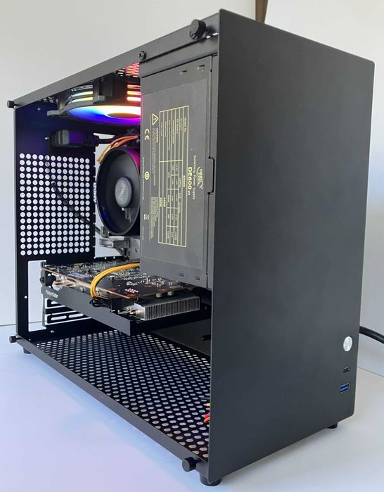 Компактен ГЕЙМИНГ | RX 6600 8gb GDDR6 | Ryzen 5 3500X | 16GB RAM