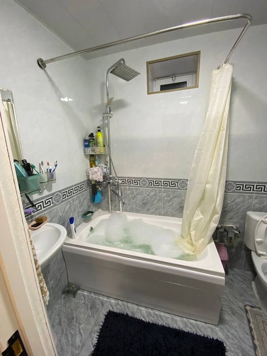 Яшнабадский р-н улица Мугроб 3 комнатная дом на земле