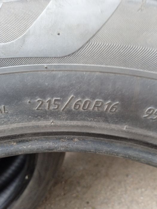 Продам шины 215/60/16