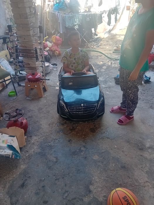 Детска кола Мерцедес 600S