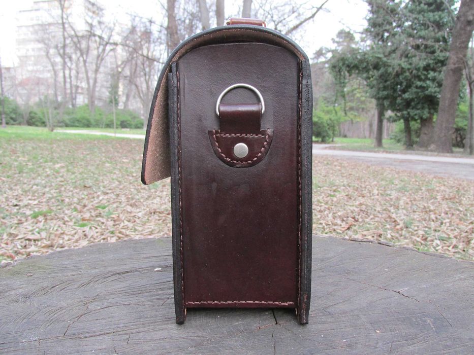 Кожена чанта тип Messenger bag
