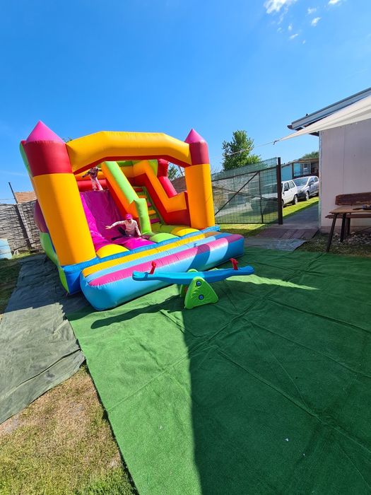 Tobogan gonflabil de inchiriat