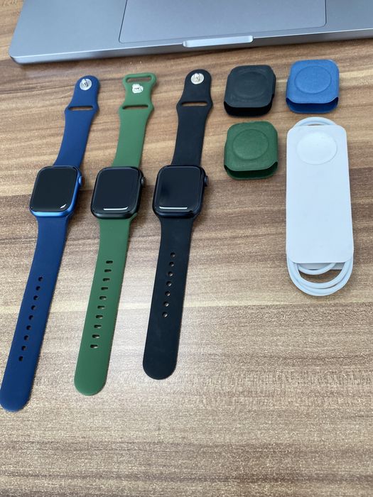 Apple Watch Seria 7 / 41 mm / GPS + Cellular / Green sau Blue