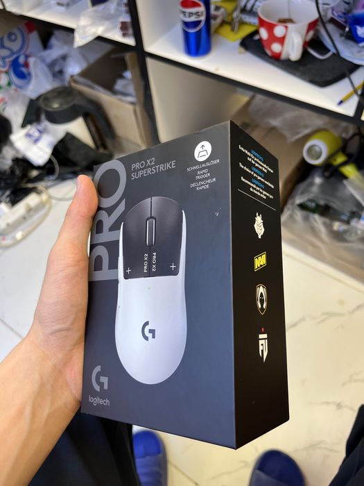 Logitech   Мышка