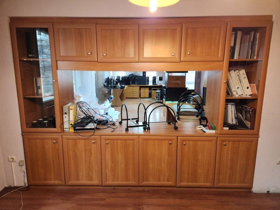 Офис оборудване и столове