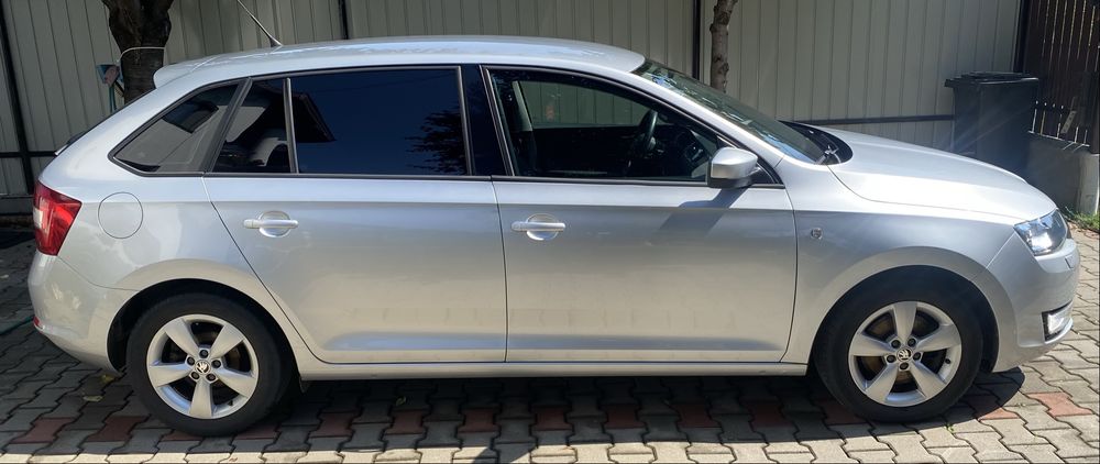 Skoda Rapid 1,6 diesel,2015, cutie automată dsg .    ITP aug2028