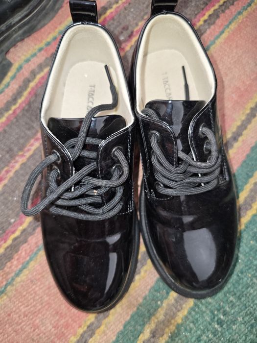 Продам обувь 7000тг